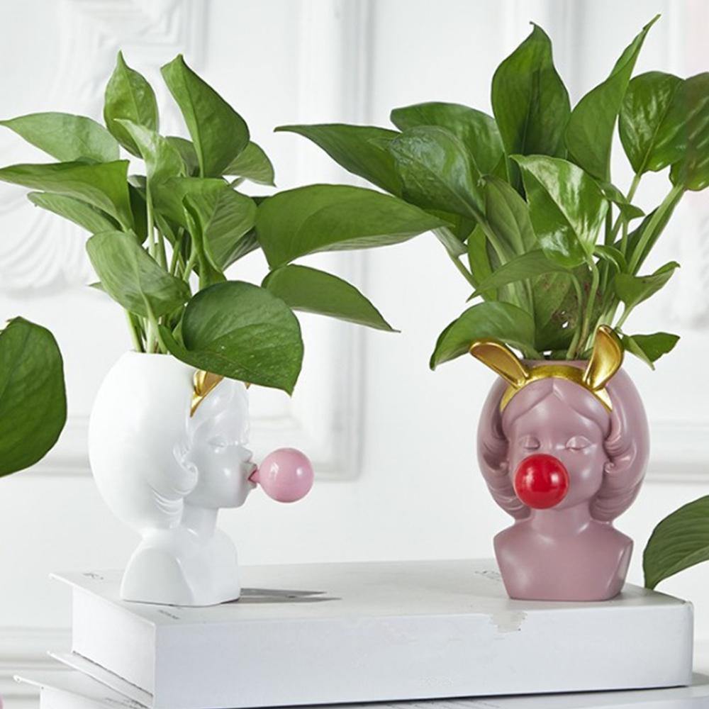 Bubbly Babe Vase