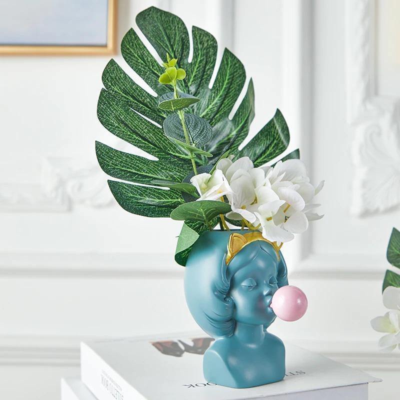 Bubbly Babe Vase