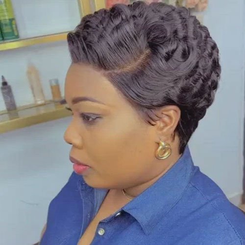 Hot Sale Short Glueless Ladies Wig Curly Hair
